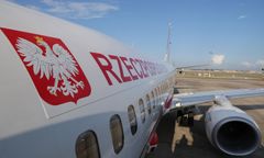 Podróż powrotna Dudy. Samolot prezydencki uziemiony