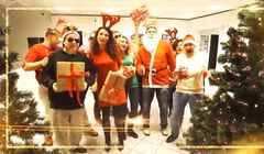 „Przyjedź do nas” - dziennikarze Radia Opole śpiewają na święta