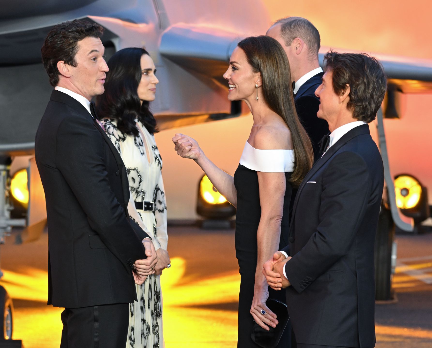 Kate i William wtapiają się w tłum znamienitych gości na premierze "Top Gun: Maverick". Zrobili wrażenie? 