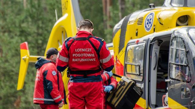 Stan motocyklisty był na tyle poważny, że konieczne było wsparcie LPR