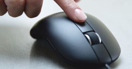Dell MS819 to mysz z czytnikiem linii papilarnych