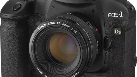 Canon naprawił błędy w swoich najdroższych modelach 1