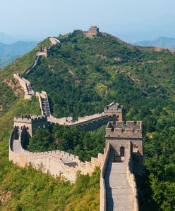 Chińczycy budują nowy, wielki mur. Przed czym będzie chronił?