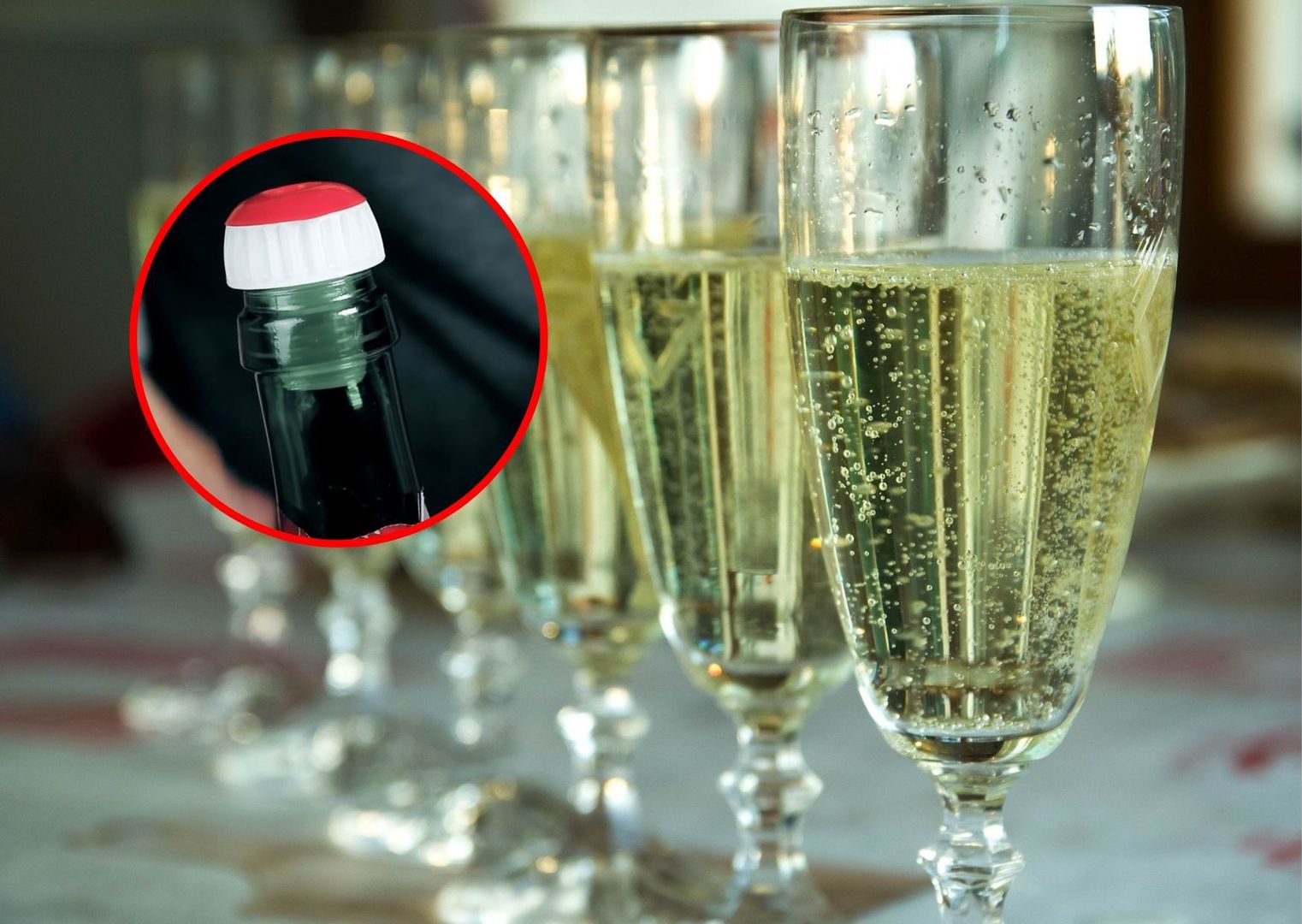 Do czego służy czerwona końcówka korka od szampana? To cię zaskoczy!