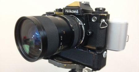 Sony NEX-3 jako cyfrowa przystawka do Nikona na klisze. Ten Frankenstein naprawdę działa