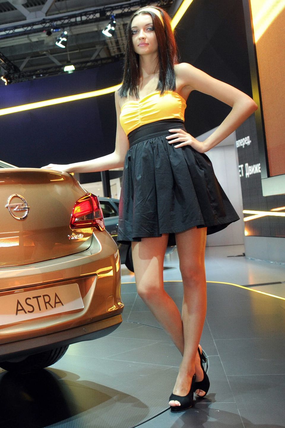 Hostessy z targów motoryzacyjnych w Moskwie (2012) [galeria] 17