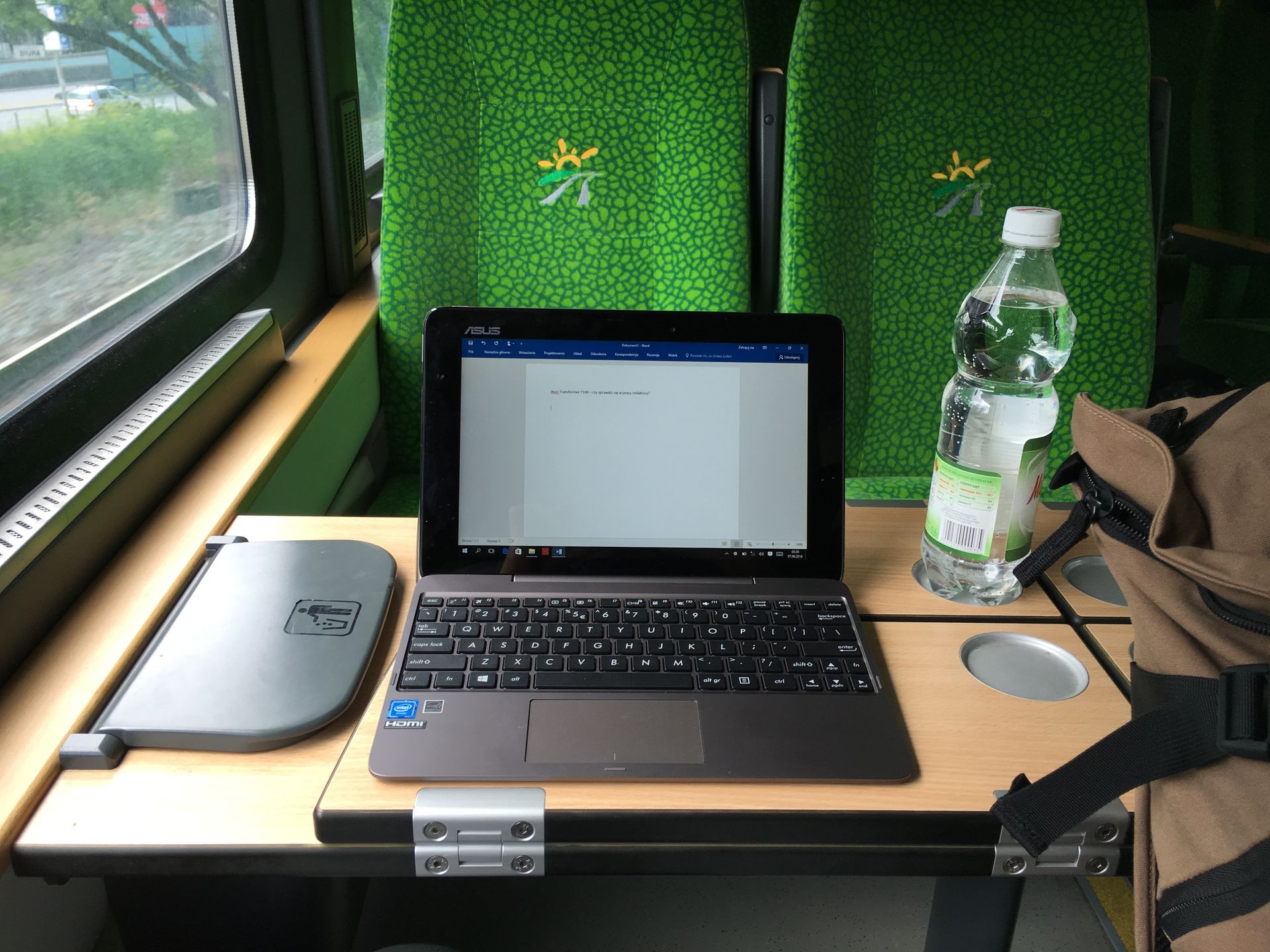 Asus Transformer T100 – czy mobilny notebook 2w1 sprawdzi się w pracy redakcyjnej? 6