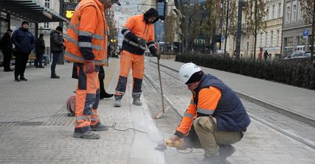 Od jutra rosną pensje milionów Polaków. Oto nowe stawki
