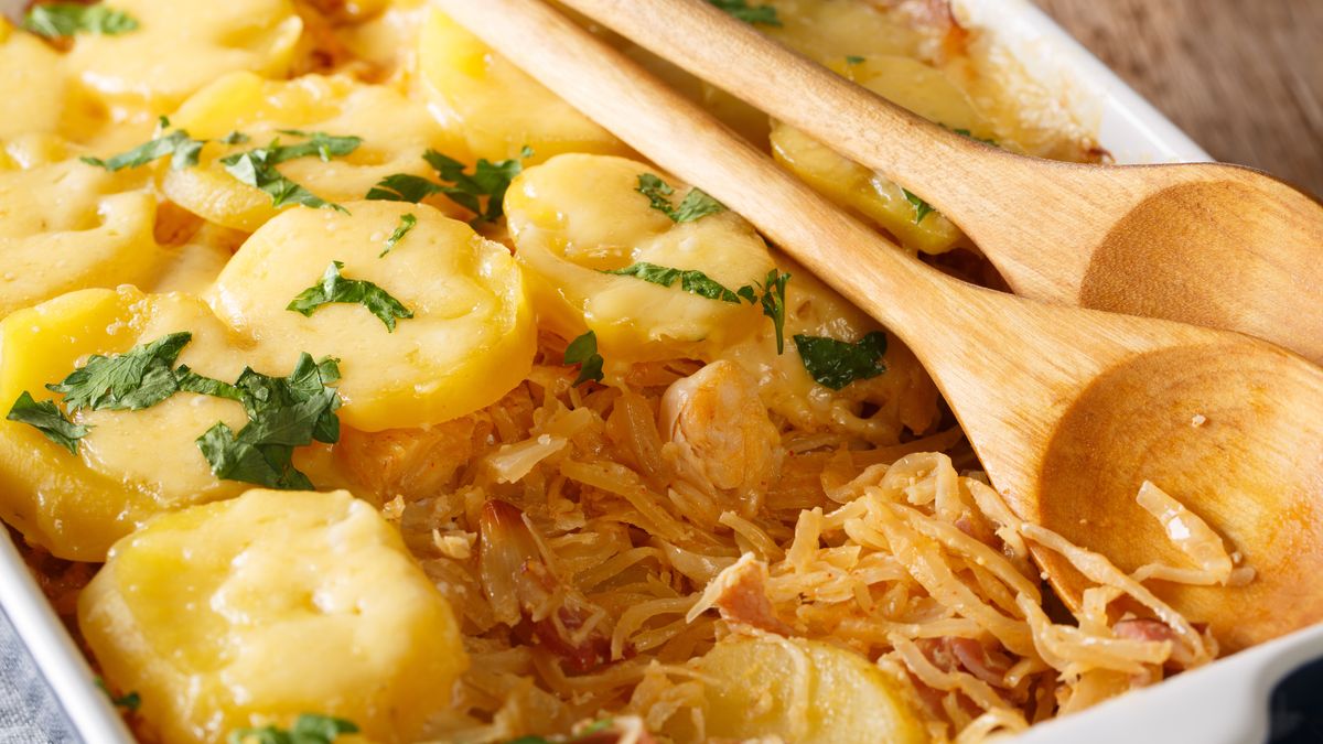 Zapiekanka z ziemniaków i kapusty