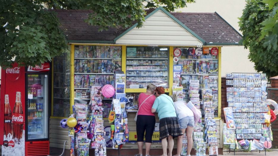 Włamał się do kiosku, skradł widokówki z Wrześnią