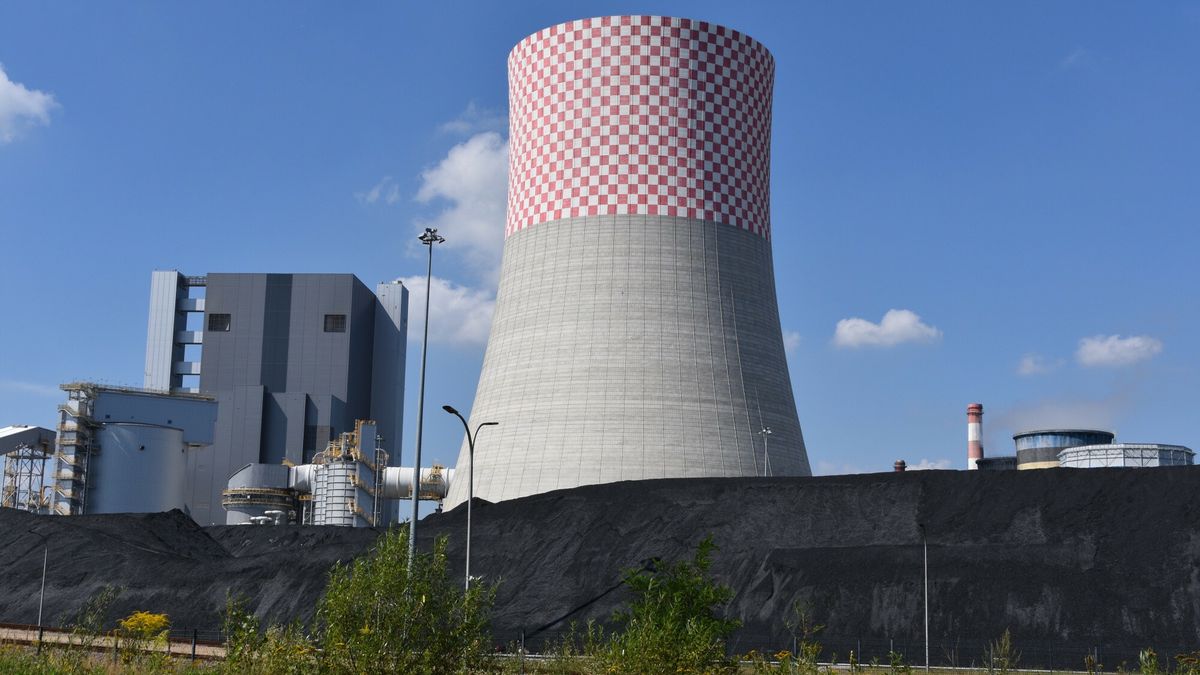 Tauron przewiduje, że postój bloku w Jaworznie wydłuży się o pięć dni. Rafako odpowiada 