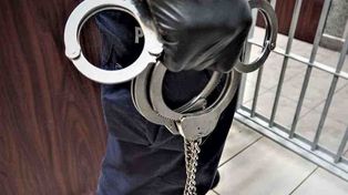 Żory: Skatowany mężczyzna walczy o życie w szpitalu. Poszło o kobietę