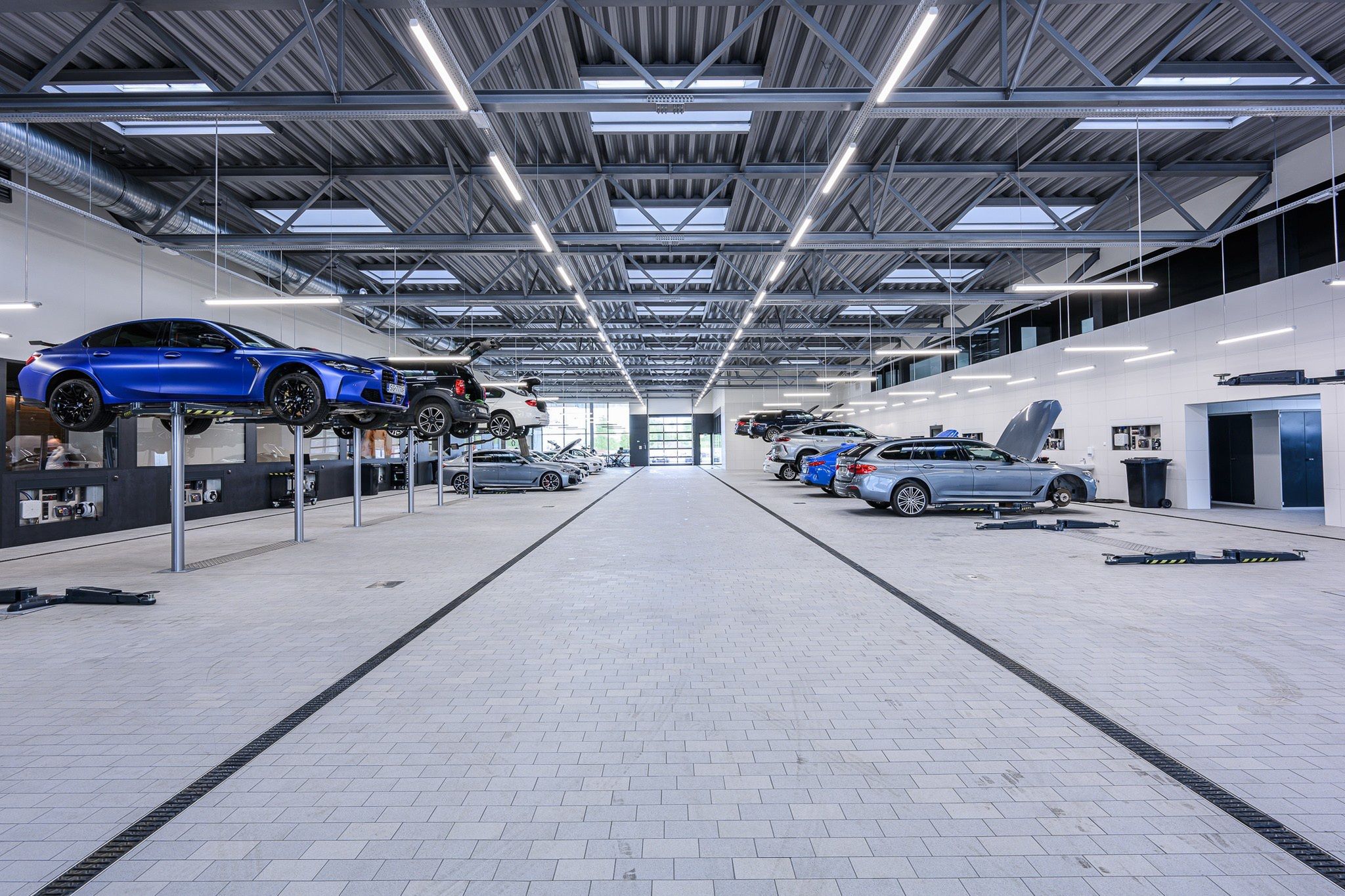Salon BMW Gazda Group w Katowicach