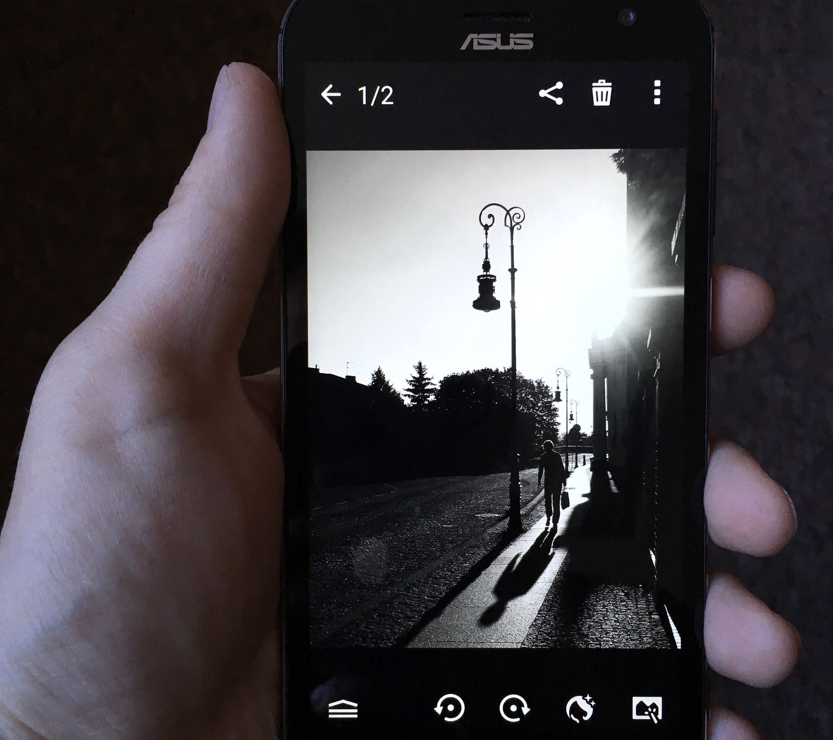 Czy smartfon nadaje się do fotografii czarno-białej? 3