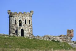 Historyczny zamek dostępny za 30 000 funtów. Jest tylko jeden warunek