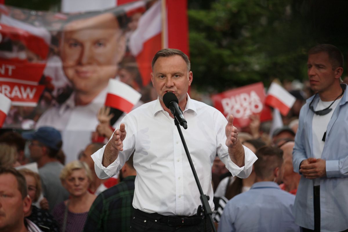 Wybory 2020. Andrzej Duda odwiedził Nową Sól. Były spięcia i przepychanki