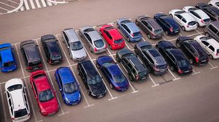 Maile o opłacie za parking. Fala fałszywych wiadomości