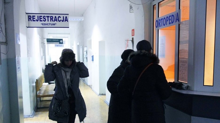 Bez skierowania odwiedzimy między innymi psychiatrę, ginekologa i położnika, onkologa, wenerologa oraz dentystę.