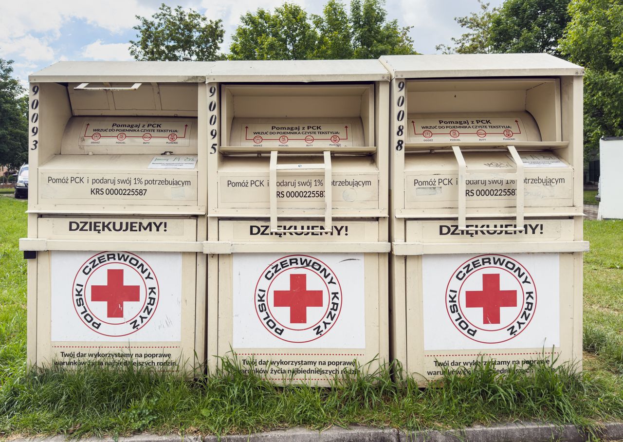 Łódź: Ruszyła zbiórka ubrań i obuwia. Pomóż łodzianom przetrwać zimę