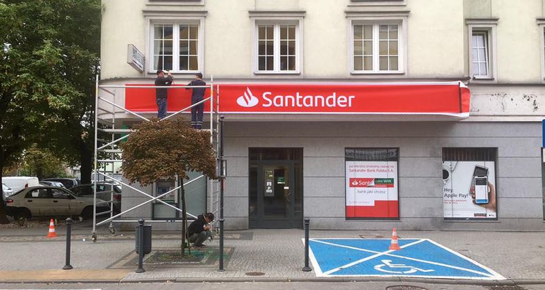 W Polsce trwa zmiana szyldów BZ WBK na Santander