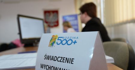 Wypłata 500+ w postaci obligacji? Wiceminister zabrał głos