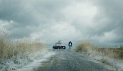 Abercrombie &amp; Fitch w emocjonalnej kampanii nawiązuje do dziedzictwa marki (wideo)