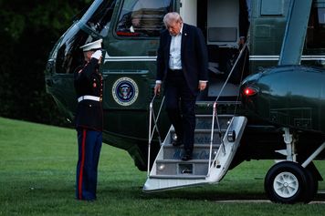 Zmiana planów. Trump nieoczekiwanie wrócił do Białego Domu