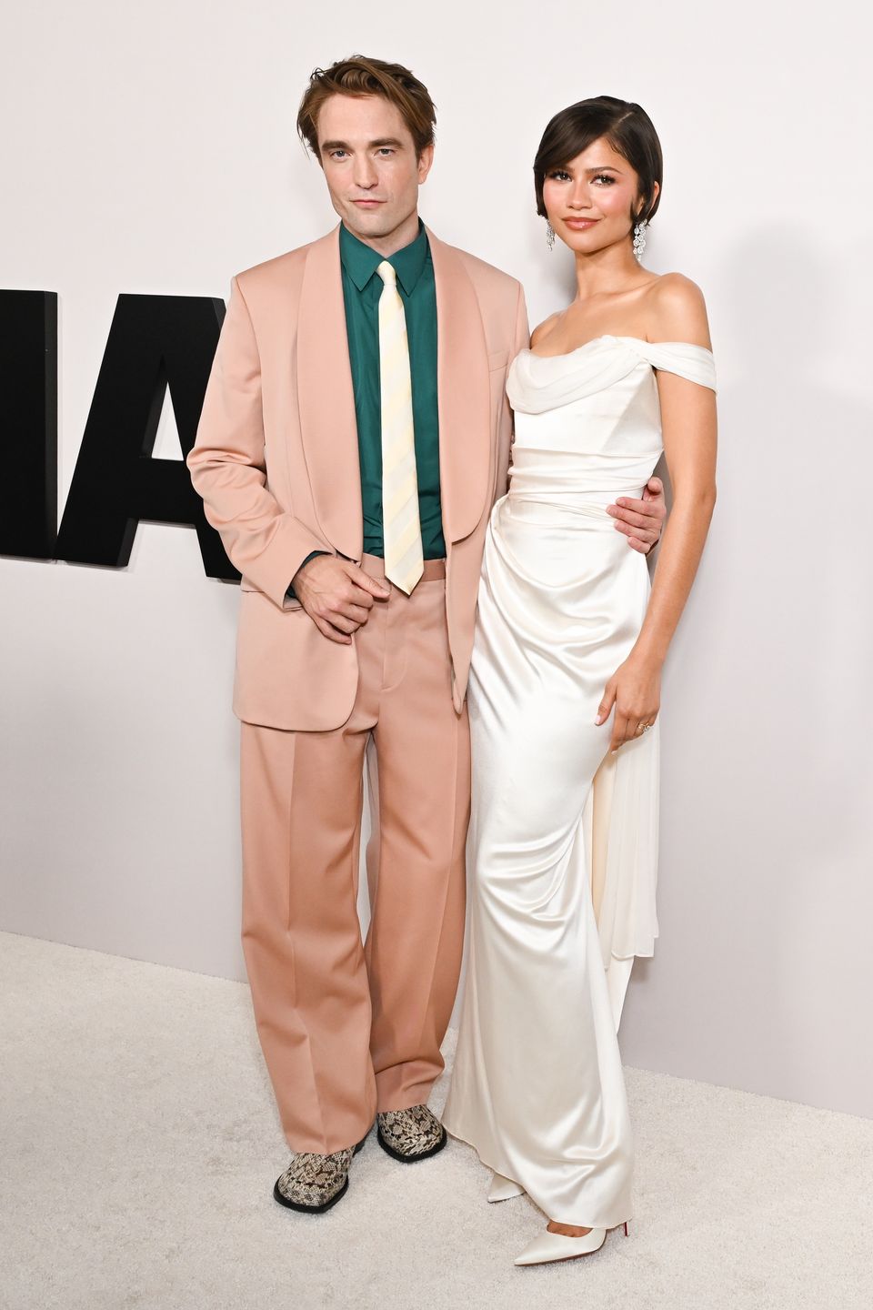 Zendaya w bieli na premierze filmu "The Drama"