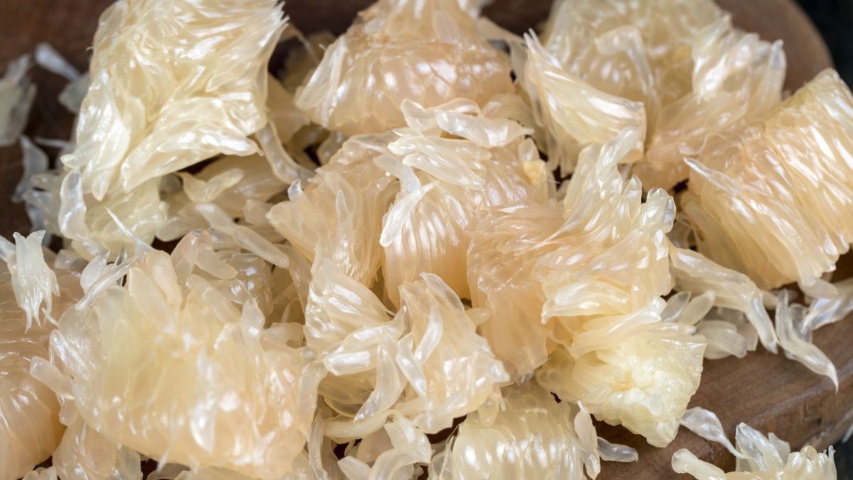 Freshly peeled pink pomelo on the table
Freshly peeled pink pomelo on the table, sweet fresh citrus pomelo on the kitchen table
ligora
sweet, detail, pink, element, health, colorful, orange, sliced, vegan, up, half, grapefruit slice, closeup pomelo, pink pomelo, citrus pomelo
