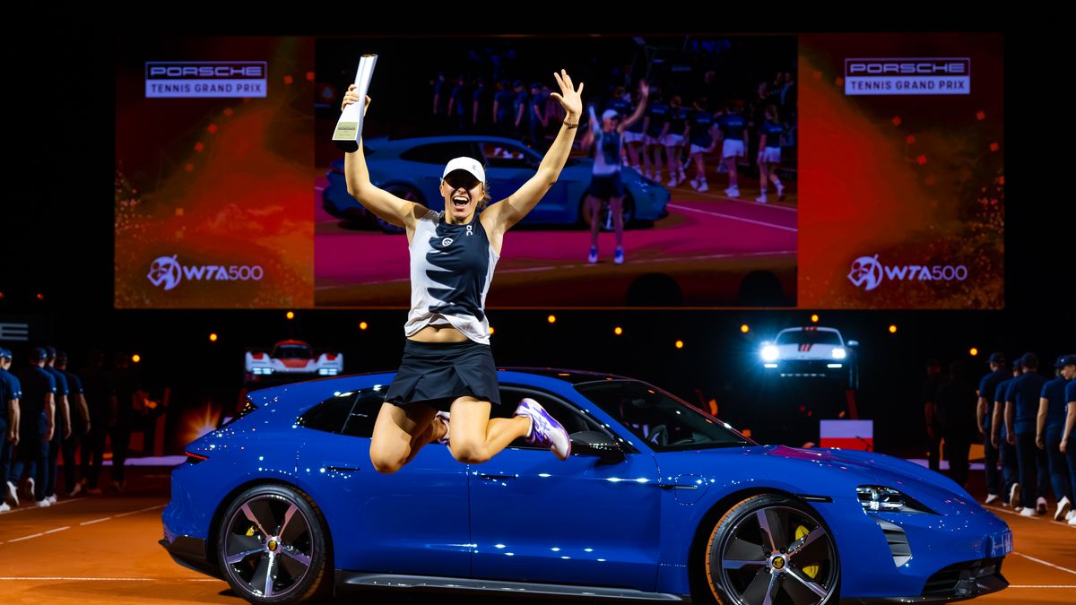 Zdjęcie okładkowe artykułu: Getty Images /  Robert Prange / Iga Świątek po wygraniu WTA Stuttgart w 2023 roku
