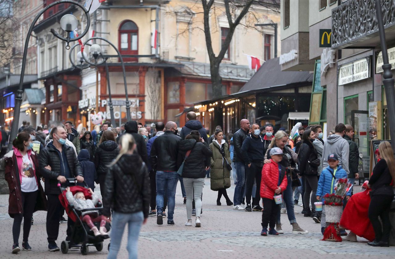 Kto zadał decydujący cios? Policja szuka świadków śmiertelnego pobicia