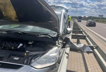 Garwolin: Jechał S17, gdy nagle źle się poczuł. Z pomocą ruszył policjant po służbie