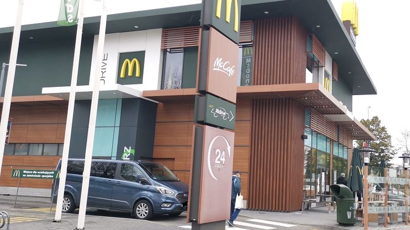 Restauracja McDonald's przy al. Spółdzielczości Pracy w Lublinie