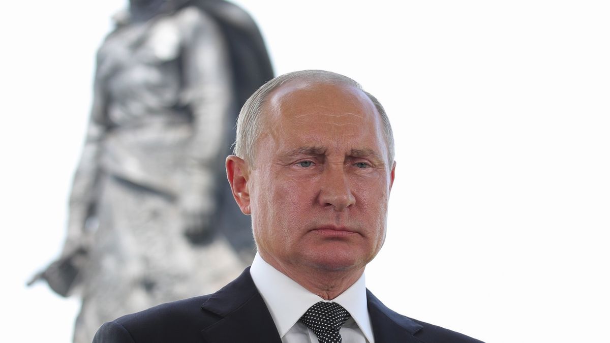 TVER REGION, RUSSIA - JUNE 30, 2020: Russia's President Vladimir Putin addresses Russian citizens on the eve of the main day of voting on amendments to the Russian Constitution. Mikhail Klimentyev/Russian Presidential Press and Information Office/TASS (Photo by Mikhail Klimentyev\TASS via Getty Images)