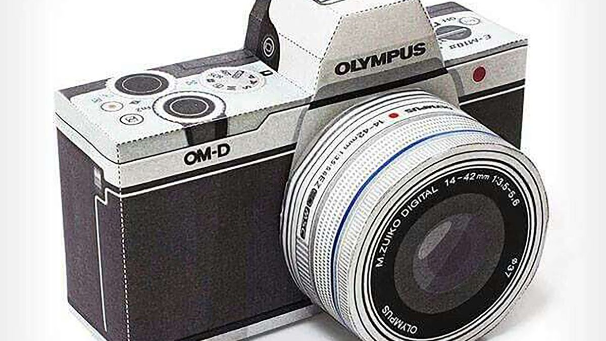 Zbuduj swojego Olympusa OM-D E-M10 Mark III z papieru 1