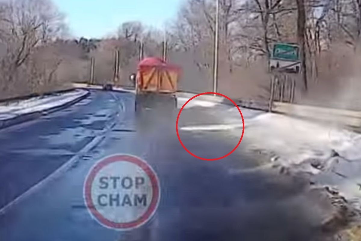 Kuriozalna sytuacja ze śmieciarką. Film trafił do sieci