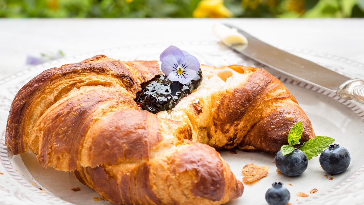 Niemiecki Laugengipfel to połączenie rogalika z preclem