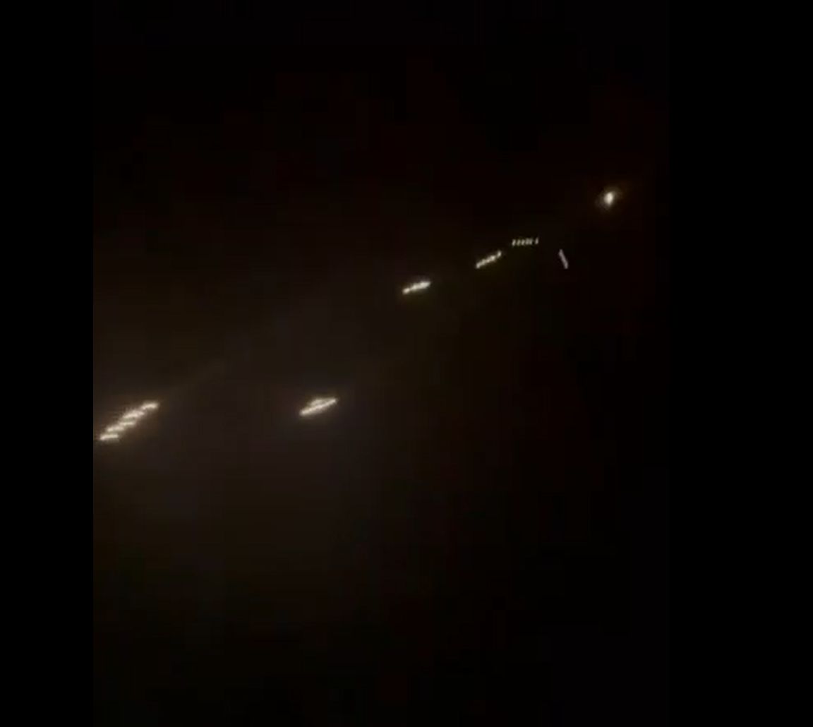 "Grad meteorytów" nad Kijowem. Oriesznik z nową głowicą kasetową