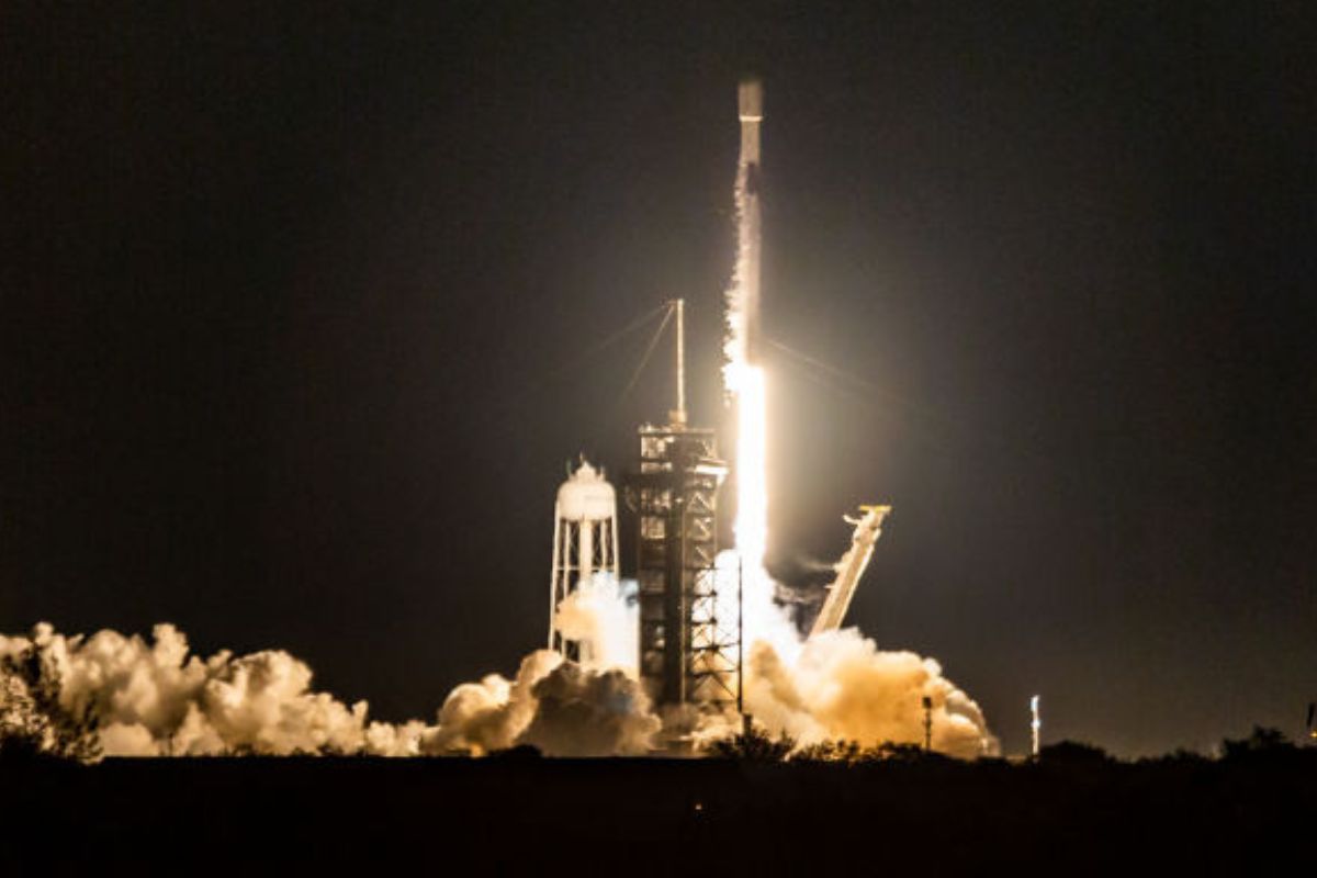 Problemy rakiety Falcon 9, SpaceX odwołało lot. Podano powód