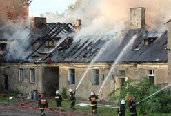 Trwa gaszenie XIX-wiecznych koszar w Kaliszu