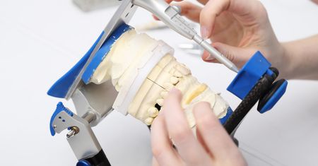 Objawy chorób żuchwy – choroby, diagnostyka, leczenie