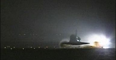 Discovery wylądował! Szczęśliwe zakończenie kosmicznej misji
