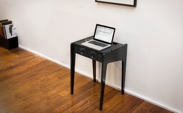 Grające biurko dla Twojego laptopa [wideo]