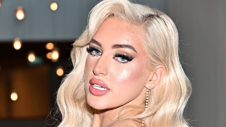 Caroline Derpienski już nie jest blondynką!