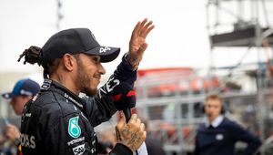 Hamilton z nieba do piekła. "Nie mam pretensji do Mercedesa"