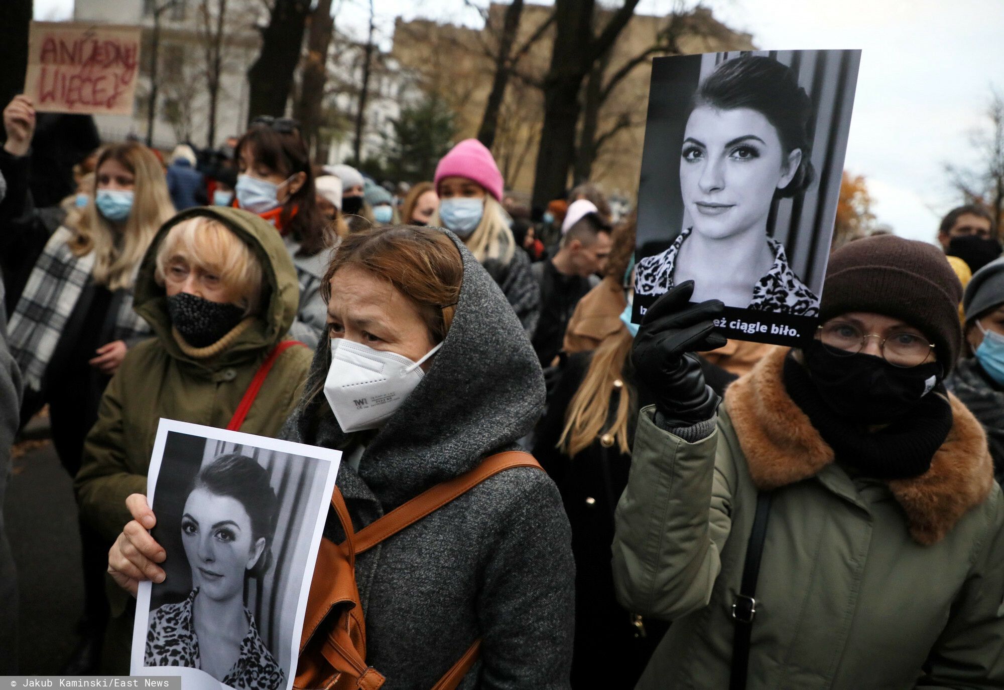 Protest po śmierci 30-letniej Izy z Pszczyny 