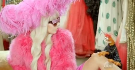 Lady GaGa... w MUPPETACH!