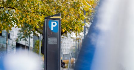 Warszawa rozszerza strefę płatnego parkowania. Będzie też nowy abonament