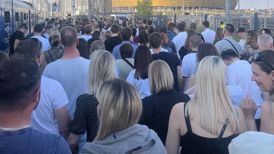 Tłumy przed koncertem Dawida Podsiadły w Gdańsku