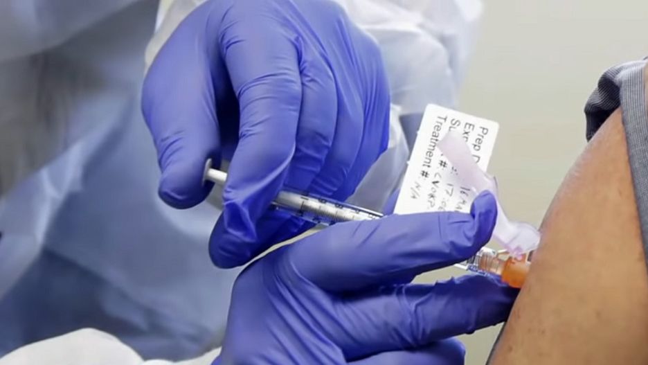 Szczepionka na koronawirusa. Firma Pfizer chwali się wynikami badań